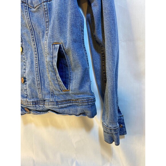 Jean Jacket, Old Navy, Classic, Size Medium, Pre-owned, Excellent Condition - Picture 4 of 9